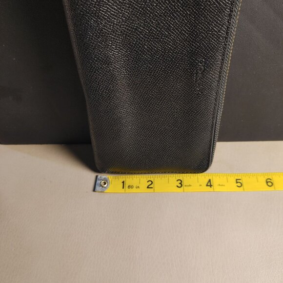 Coach Black Leather Zip Around Wallet Card Holder Pocket Gold Hardware Organizer - Picture 3 of 11